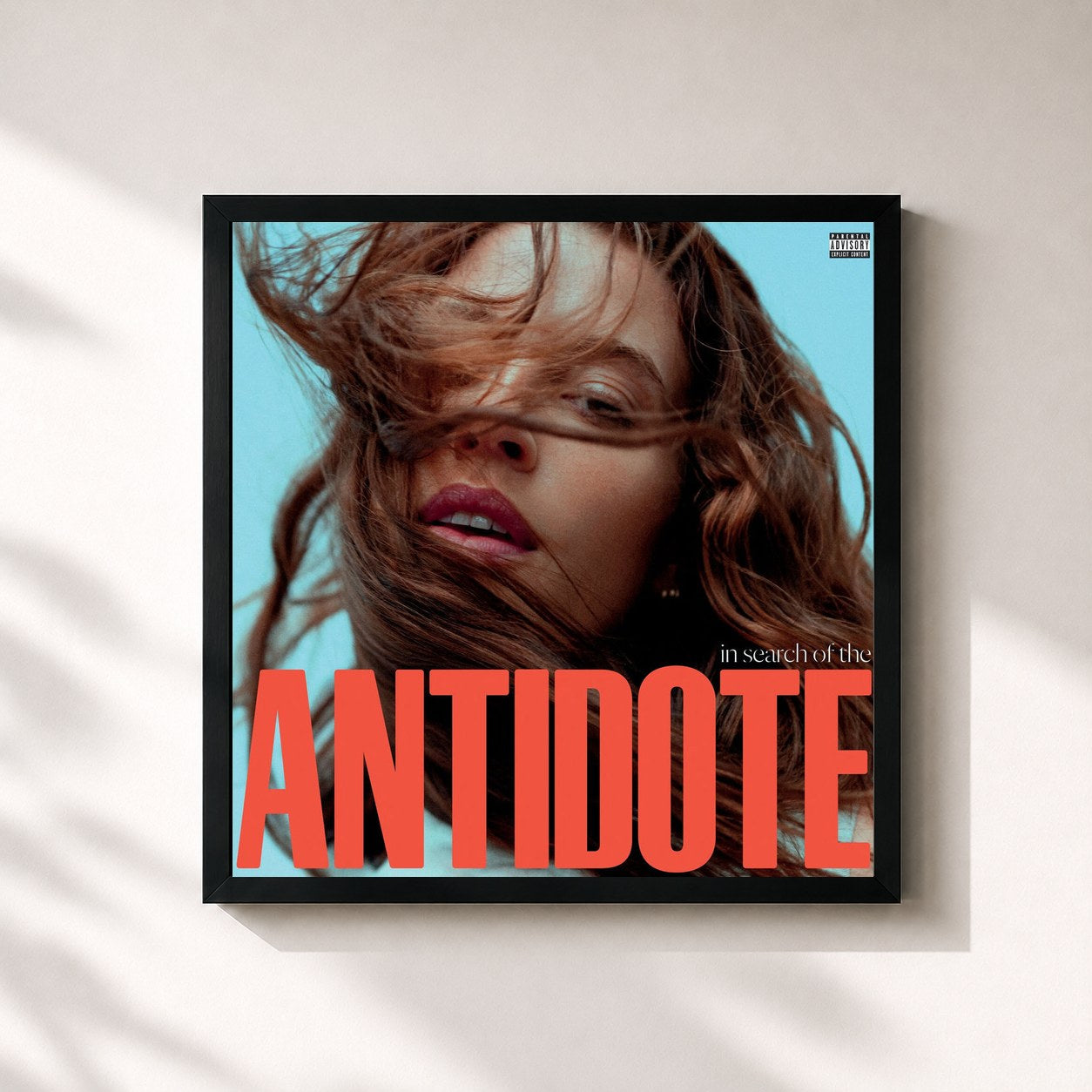 #noir Tableau carré de l'album In Search Of The Antidote de FLETCHER, cadre noir 32x32 cm
