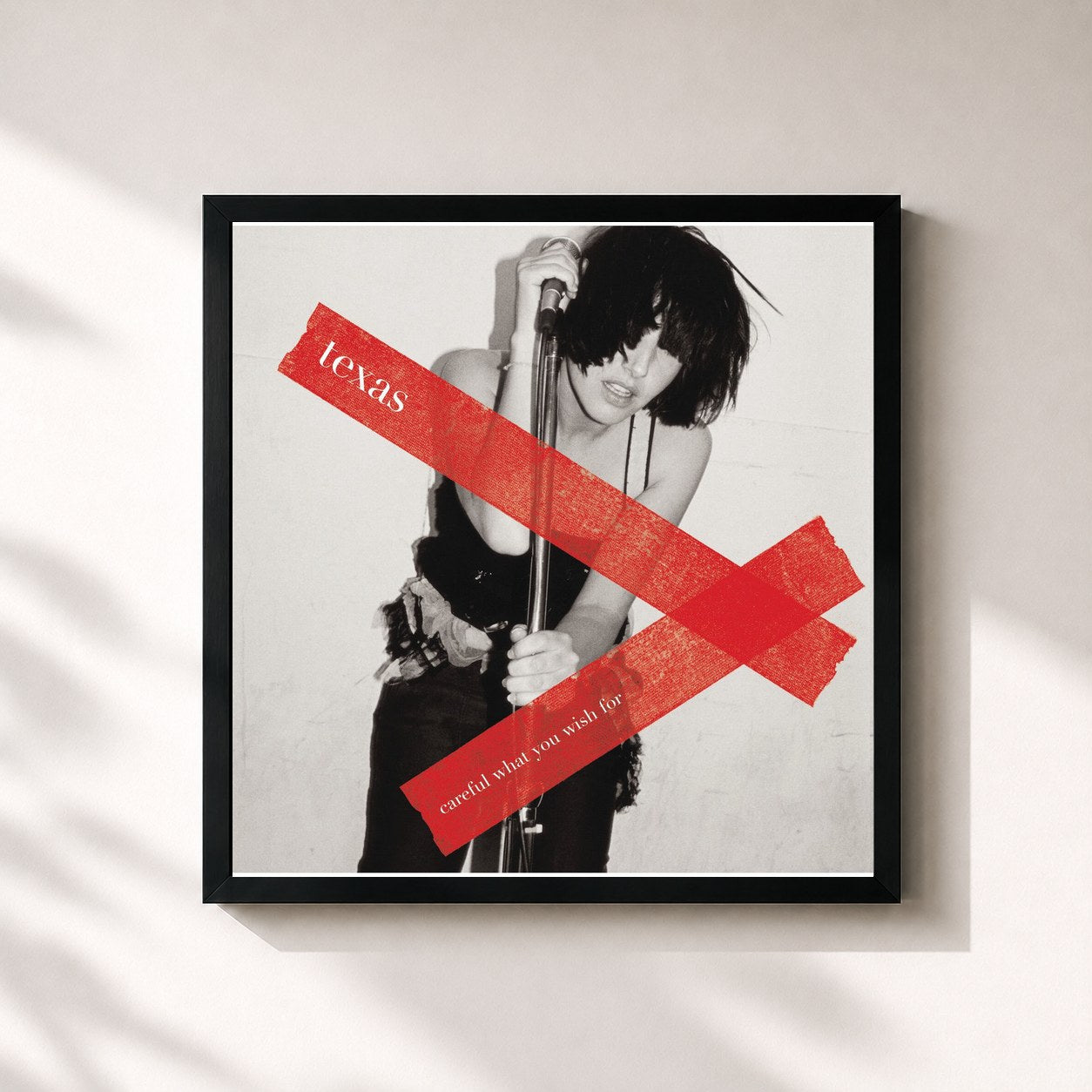 #noir Tableau carré de l'album Careful What You Wish For de Texas, cadre noir 32x32 cm