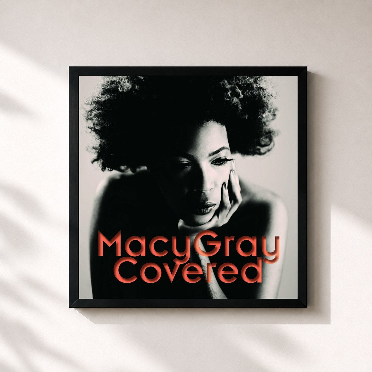 #noir Tableau carré de l'album Covered (Bonus Track Version) de Macy Gray, cadre noir 32x32 cm
