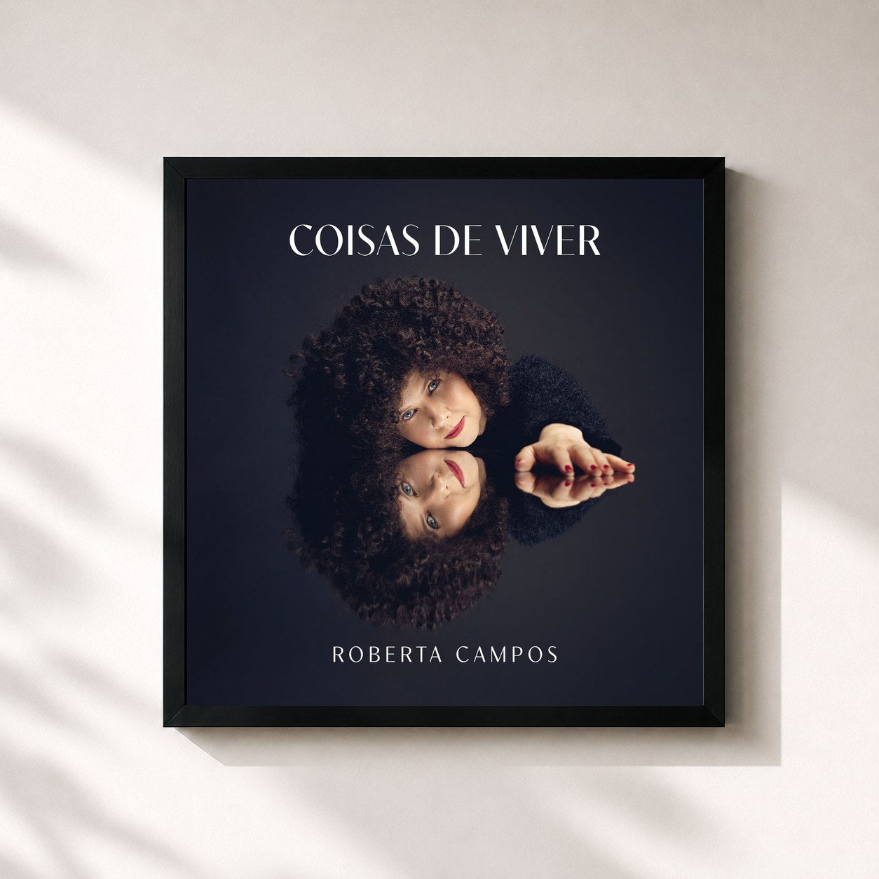 #noir Tableau carré de l'album Coisas de Viver de Roberta Campos, cadre noir 32x32 cm