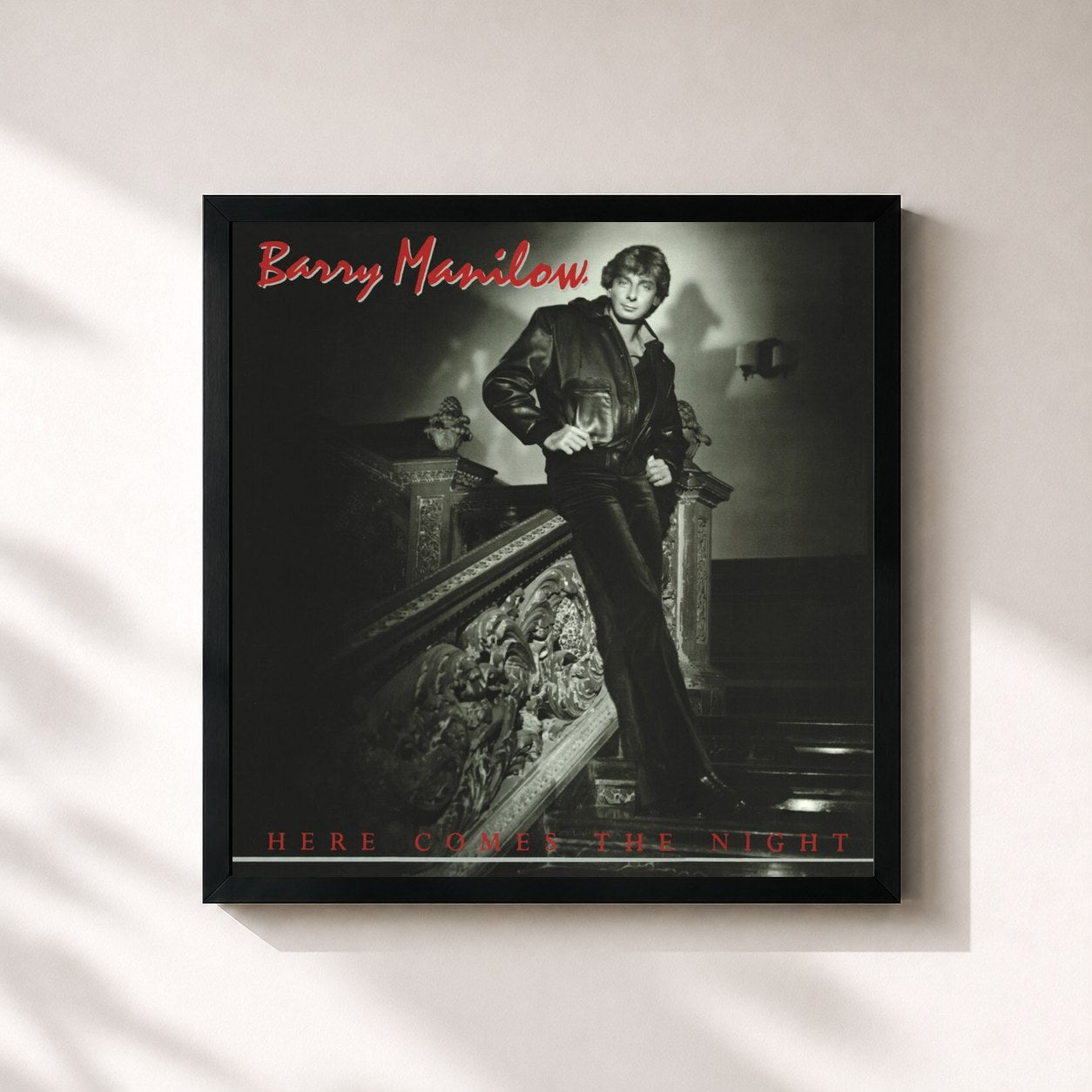 #noir Tableau carré de l'album Here Comes the Night de Barry Manilow, cadre noir 32x32 cm