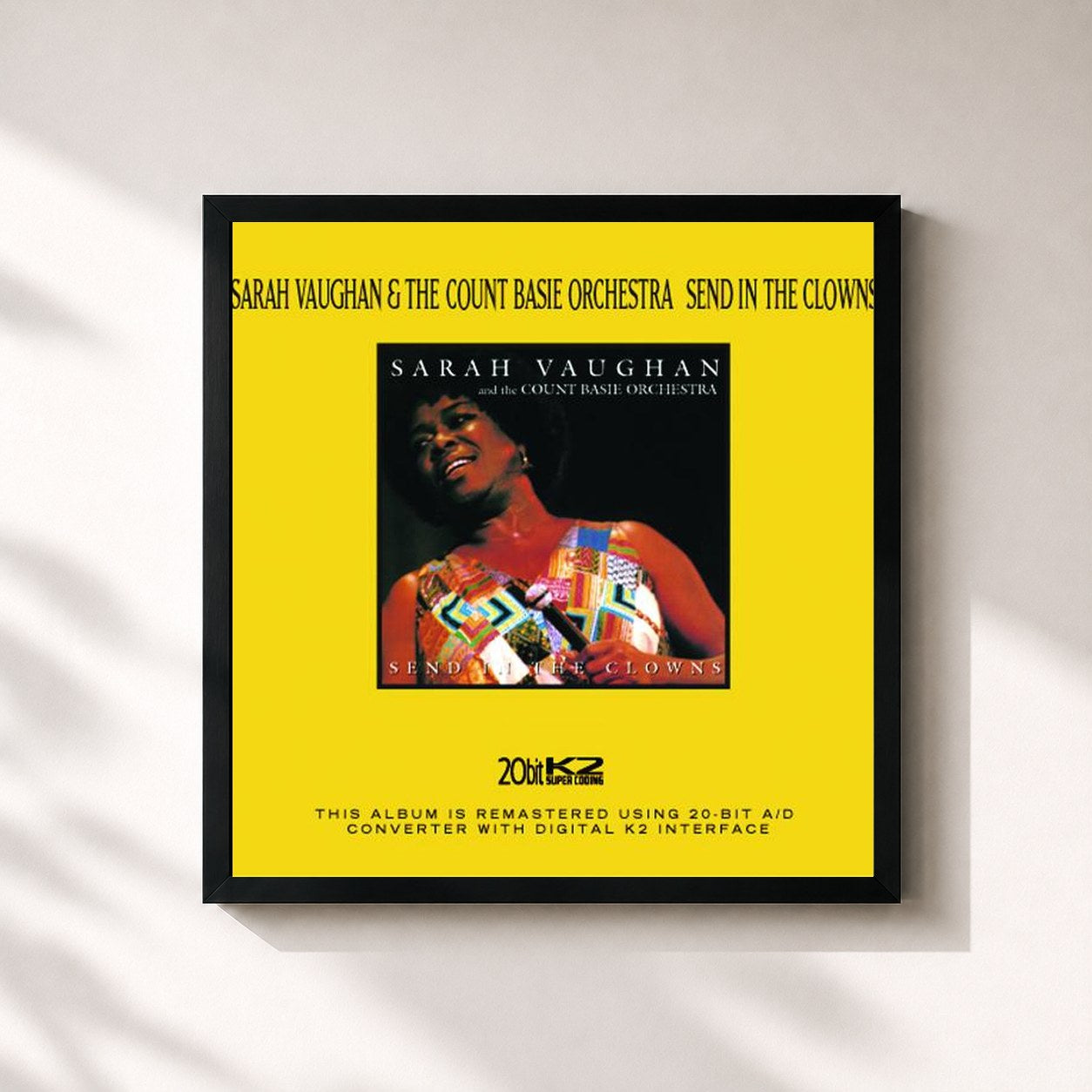 #noir Tableau carré de l'album Send In The Clowns de Sarah Vaughan, cadre noir 32x32 cm
