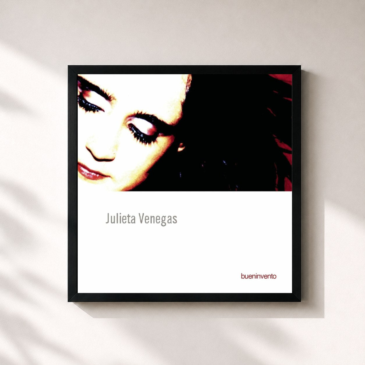 #noir Tableau carré de l'album Bueninvento de Julieta Venegas, cadre noir 32x32 cm