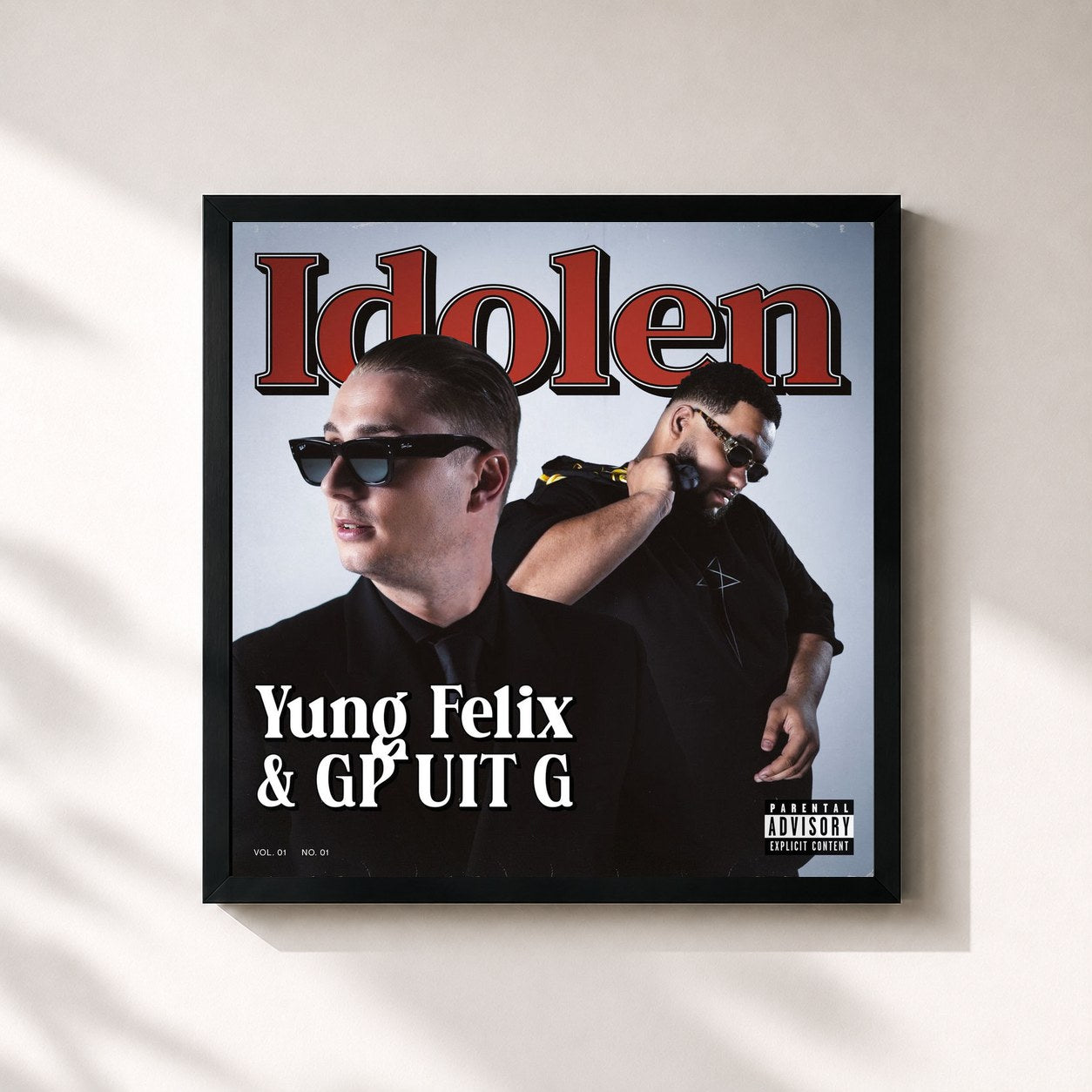 #noir Tableau carré de l'album Idolen de Yung Felix, cadre noir 32x32 cm