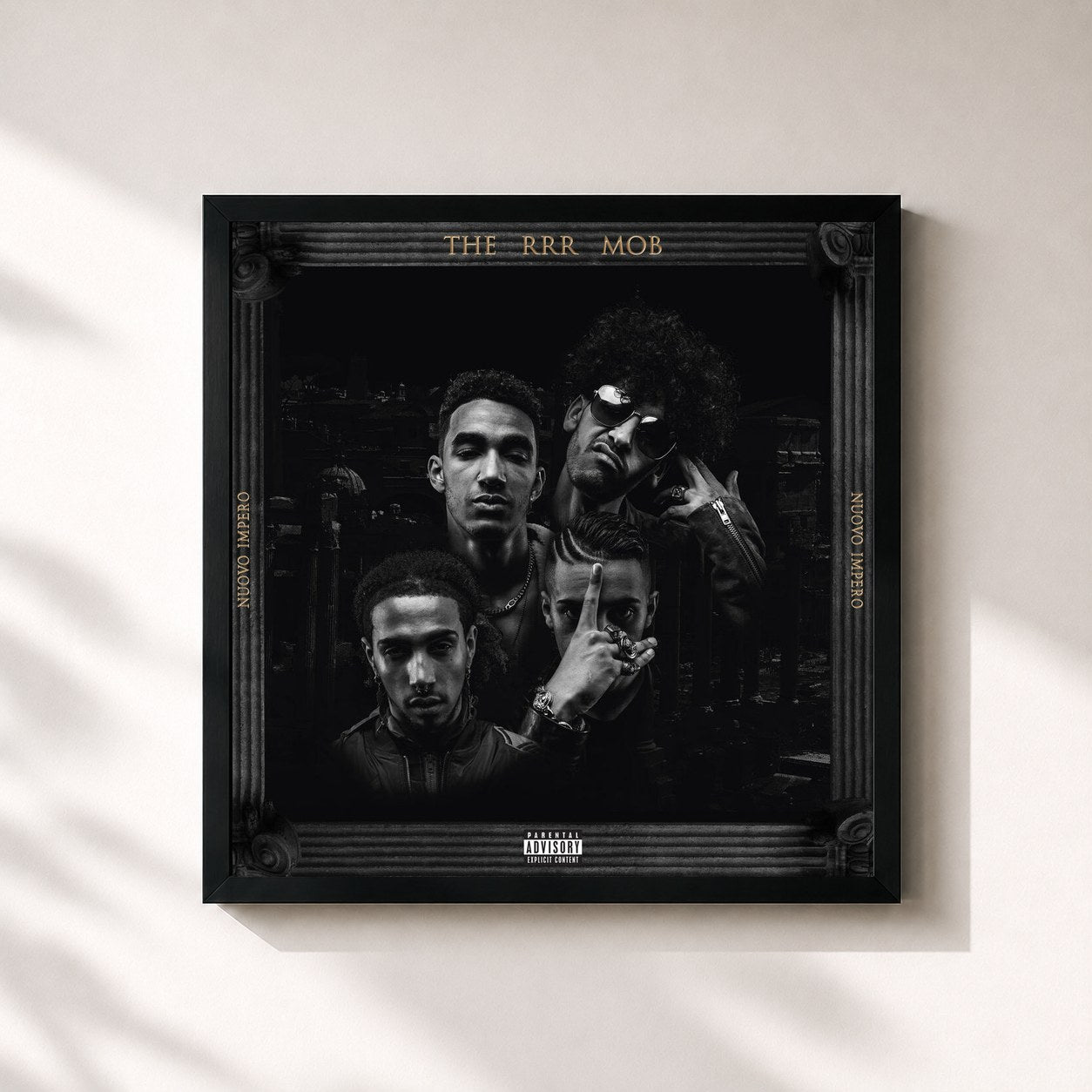 #noir Tableau carré de l'album Nuovo Impero de THE RRR MOB, cadre noir 32x32 cm
