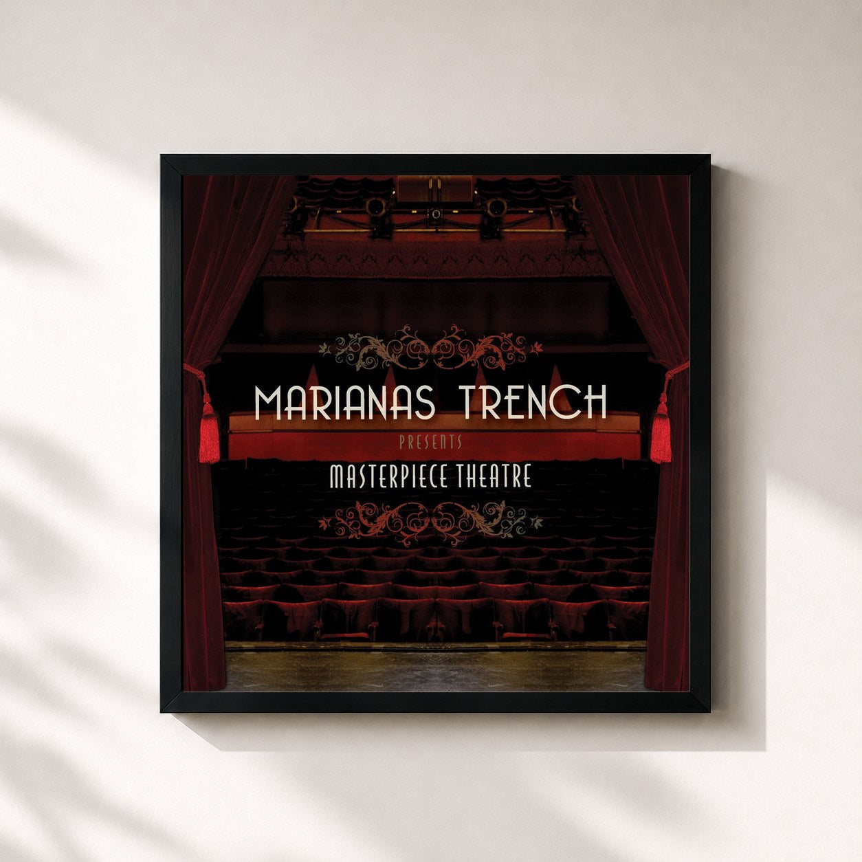 #noir Tableau carré de l'album Masterpiece Theatre de Marianas Trench, cadre noir 32x32 cm