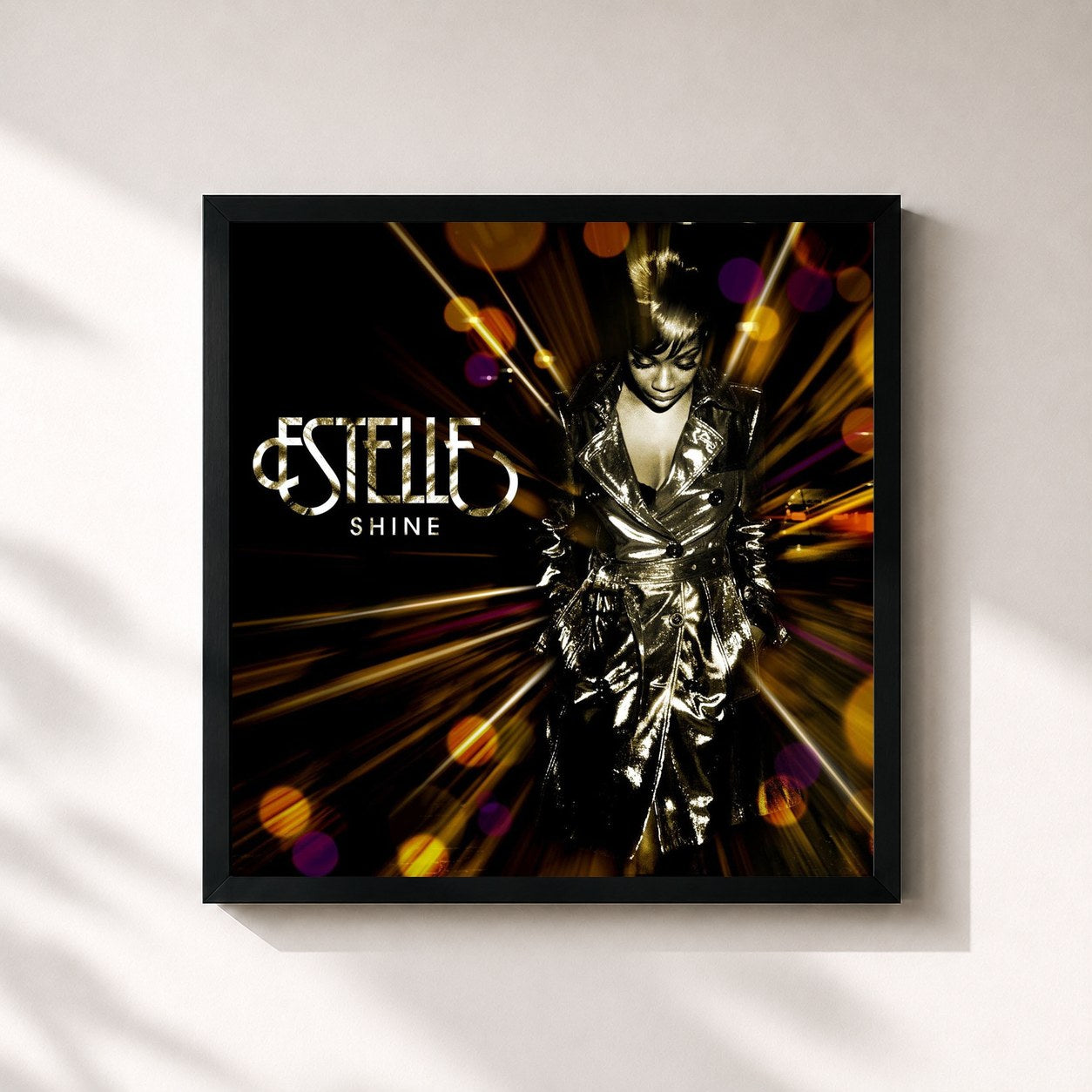 #noir Tableau carré de l'album Shine de Estelle, cadre noir 32x32 cm