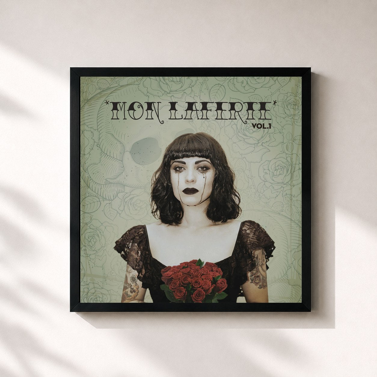 #noir Tableau carré de l'album Mon Laferte (Vol. 1) de Mon Laferte, cadre noir 32x32 cm