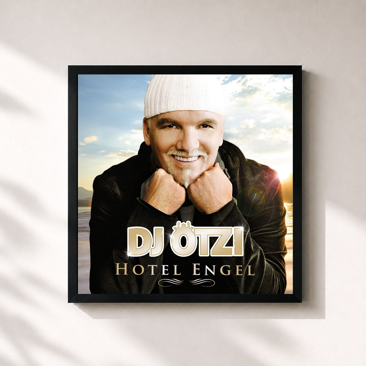 #noir Tableau carré de l'album Hotel Engel de DJ Ötzi, cadre noir 32x32 cm