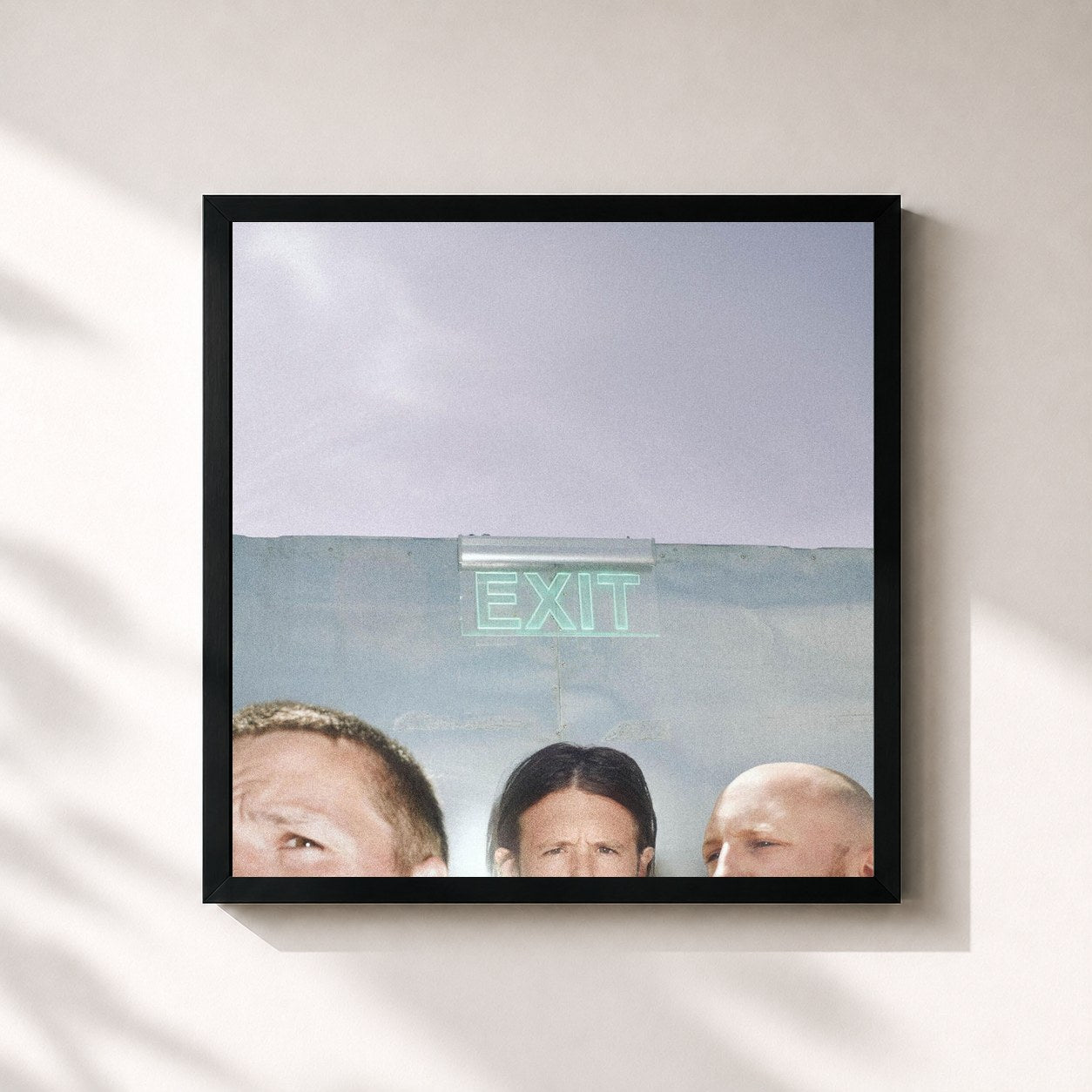 #noir Tableau carré de l'album EXIT de Bazart, cadre noir 32x32 cm