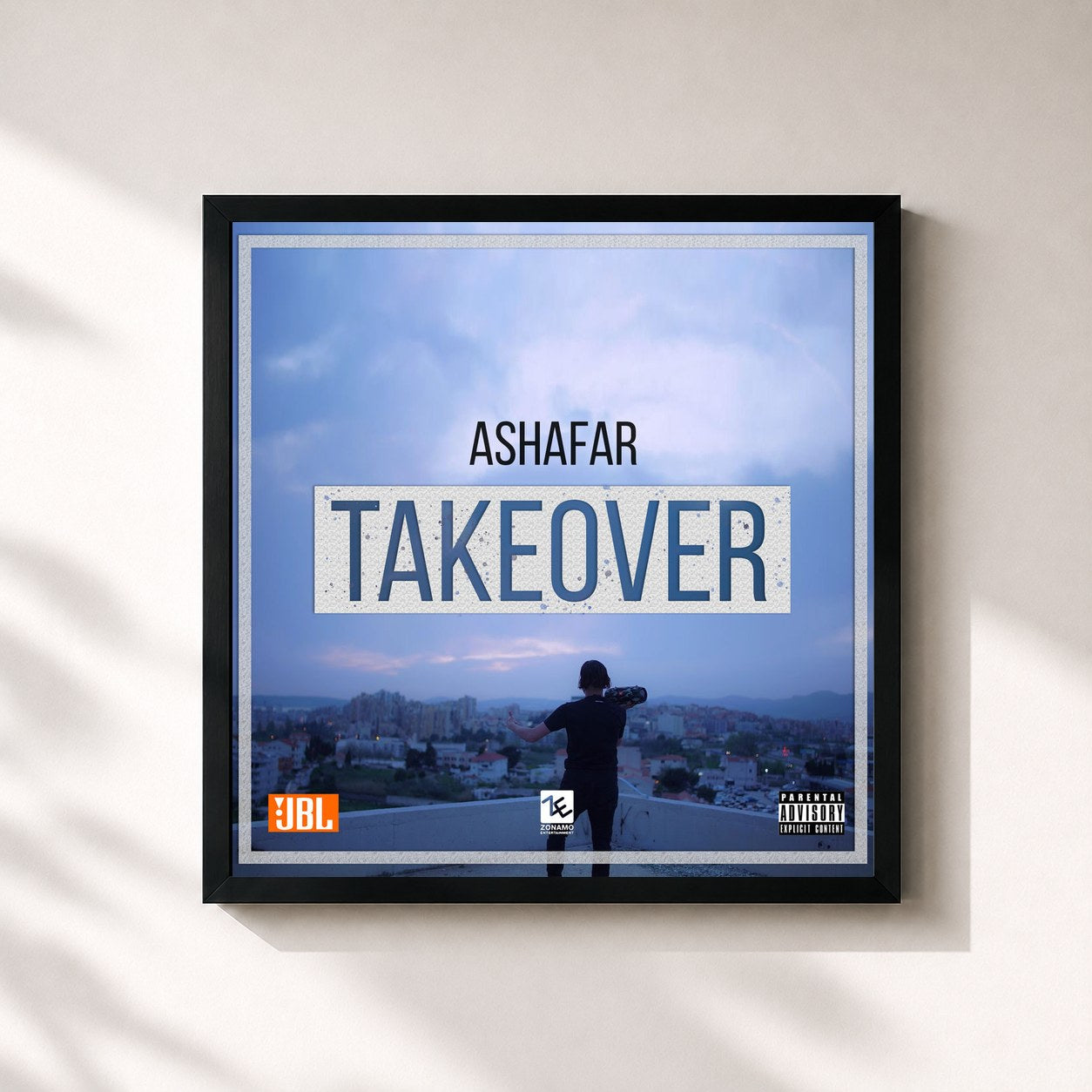 #noir Tableau carré de l'album TAKEOVER de Ashafar, cadre noir 32x32 cm