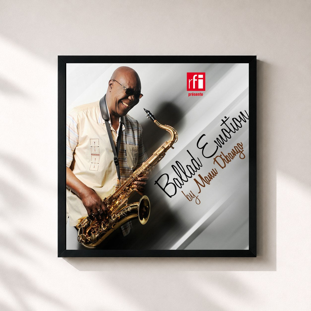 #noir Tableau carré de l'album Ballad Emotion de Manu Dibango, cadre noir 32x32 cm