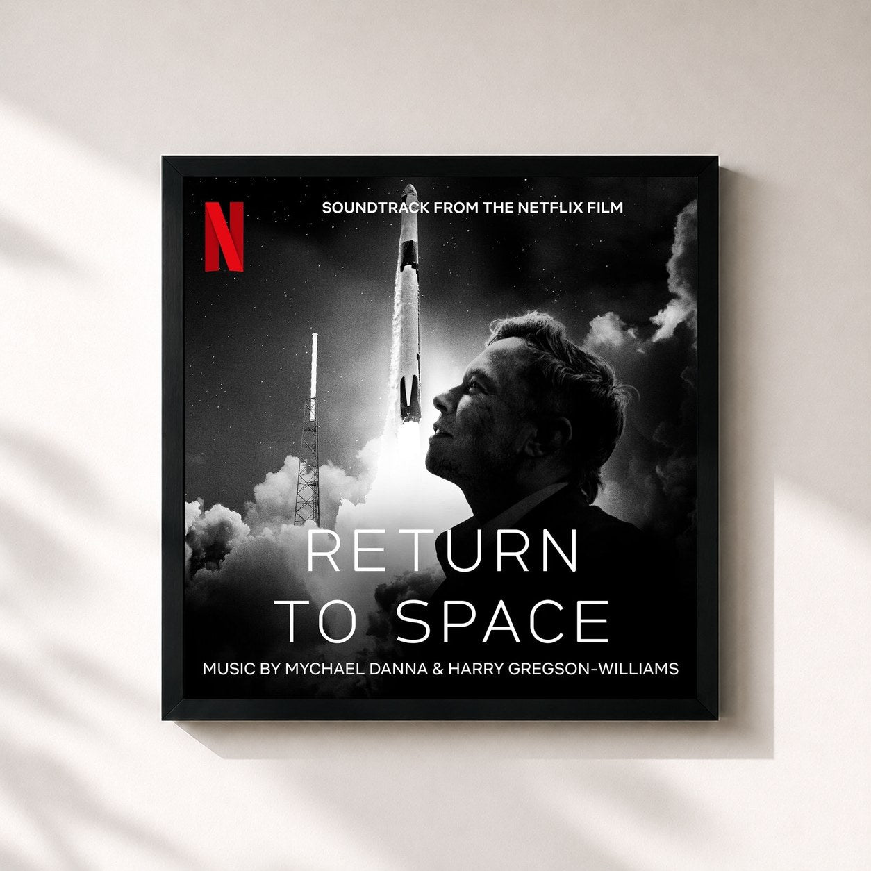 #noir Tableau carré de l'album Return To Space (Soundtrack From The Netflix Film) de Mychael Danna, cadre noir 32x32 cm