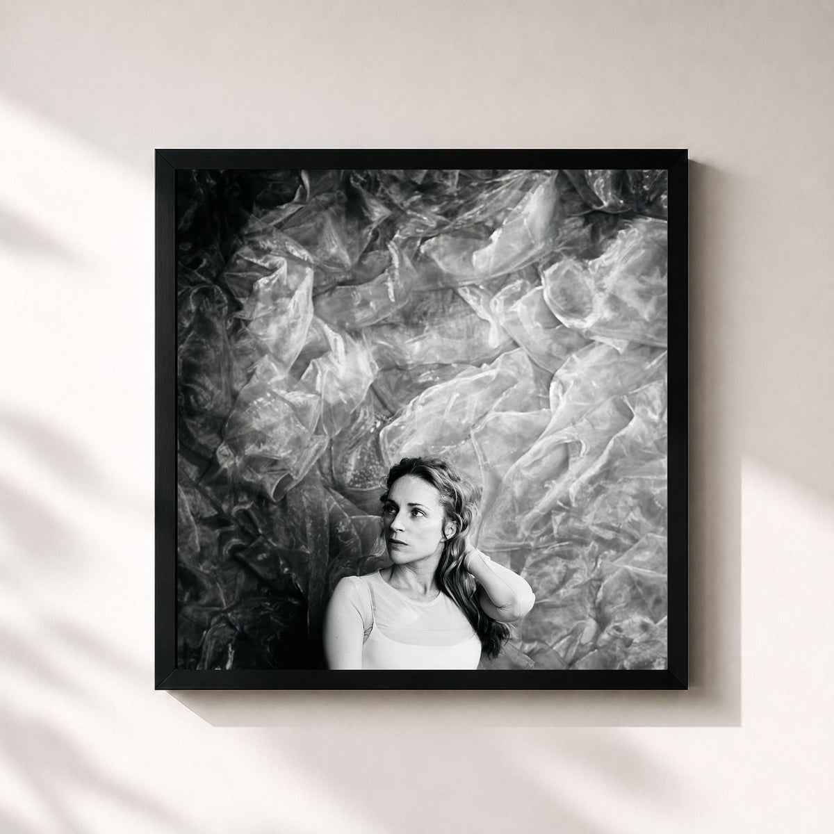 #noir Tableau carré de l'album The Meaning of Flowers de Agnes Obel, cadre noir 32x32 cm