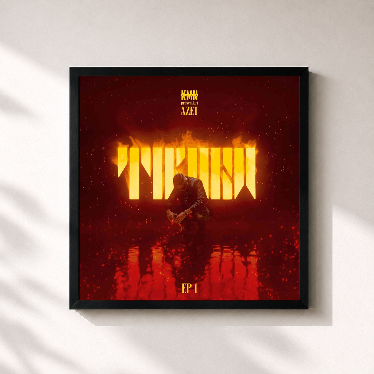 #noir Tableau carré de l'album Tirana EP 1 de Azet, cadre noir 32x32 cm