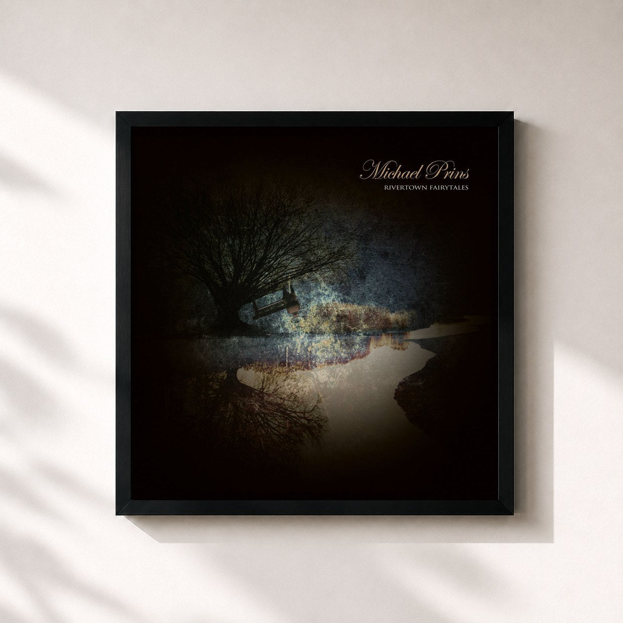 #noir Tableau carré de l'album Rivertown Fairytales de Michael Prins, cadre noir 32x32 cm
