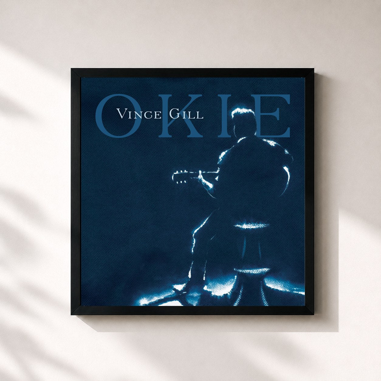 #noir Tableau carré de l'album Okie de Vince Gill, cadre noir 32x32 cm