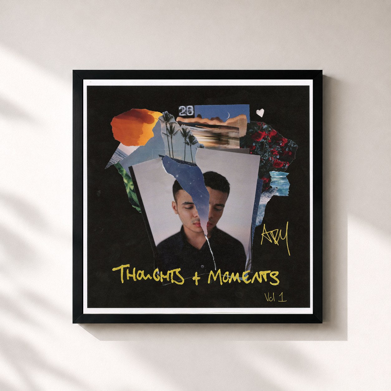 #noir Tableau carré de l'album Thoughts & Moments Vol. 1 Mixtape de Ady Suleiman, cadre noir 32x32 cm