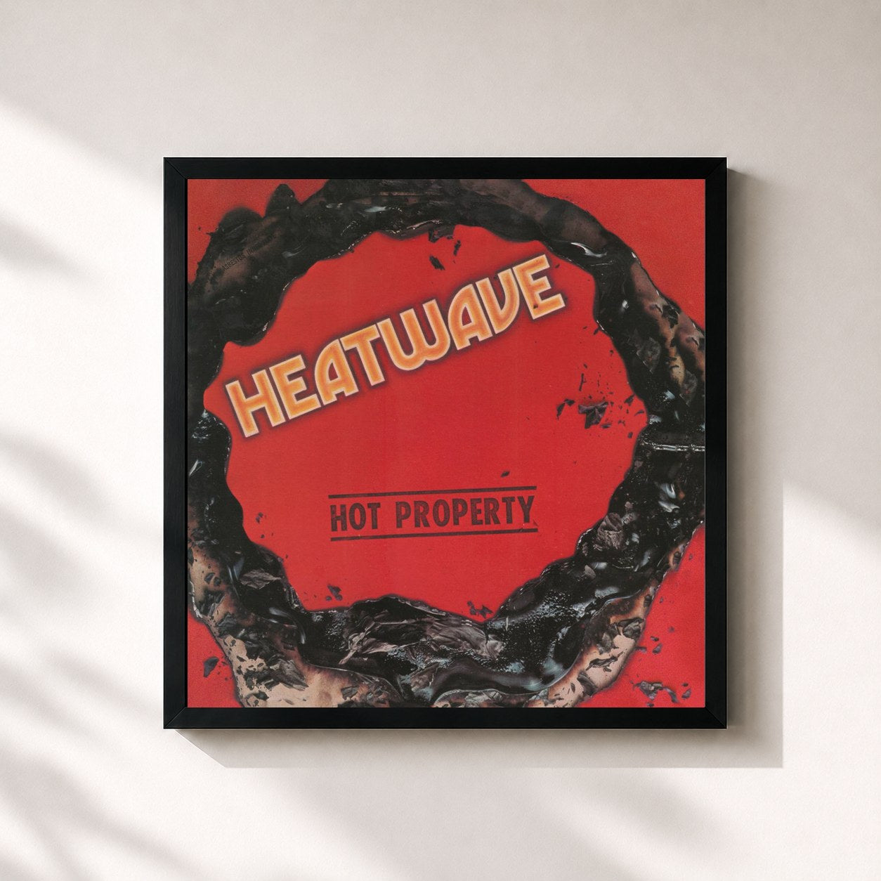 #noir Tableau carré de l'album Hot Property (Expanded Edition) de Heatwave, cadre noir 32x32 cm