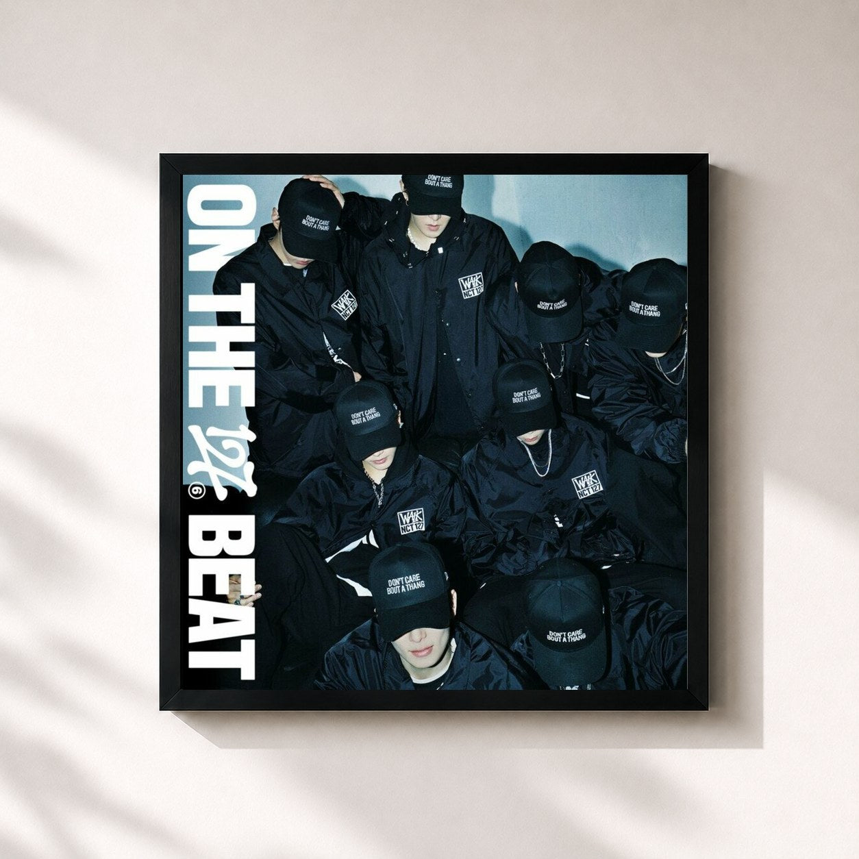#noir Tableau carré de l'album WALK - The 6th Album de NCT 127, cadre noir 32x32 cm