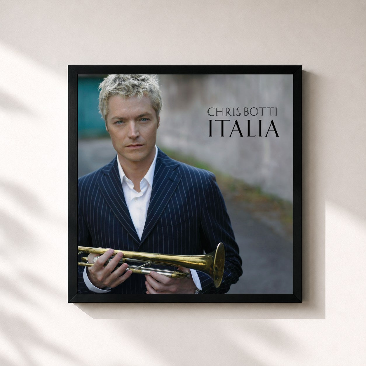#noir Tableau carré de l'album Italia de Chris Botti, cadre noir 32x32 cm