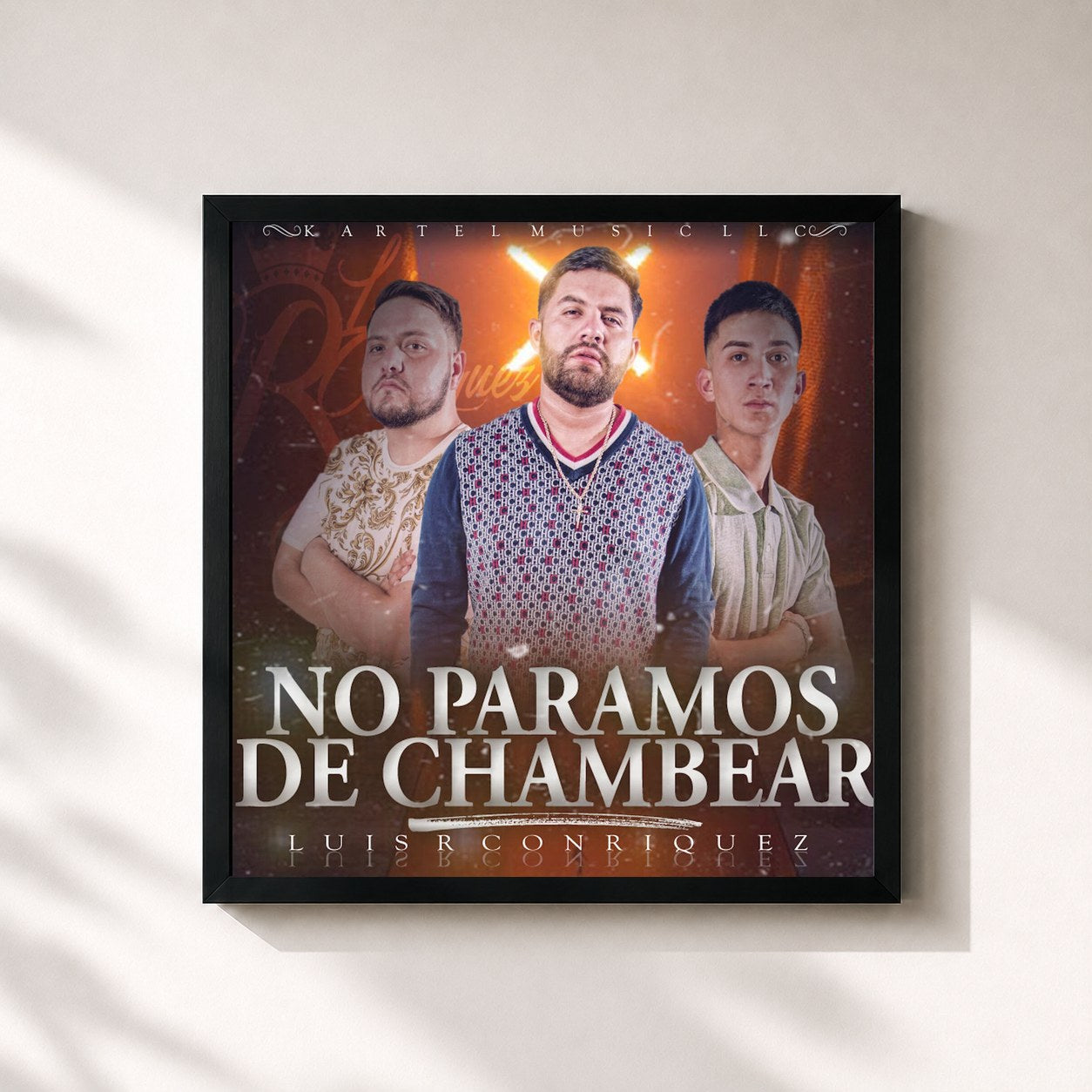 #noir Tableau carré de l'album No Paramos de Chambear de Luis R Conriquez, cadre noir 32x32 cm