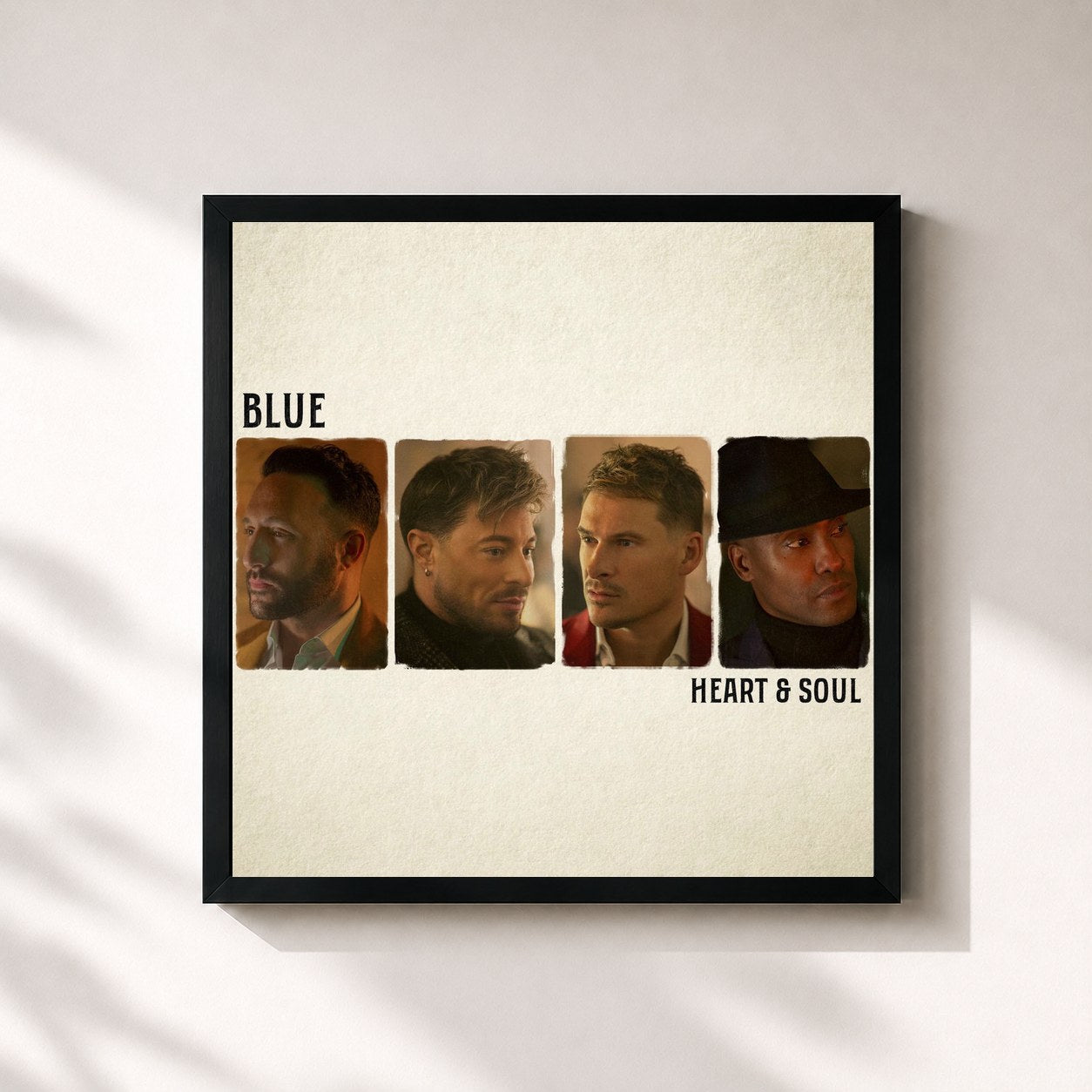 #noir Tableau carré de l'album Heart & Soul de Blue, cadre noir 32x32 cm
