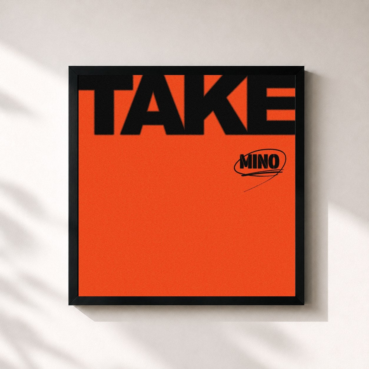 #noir Tableau carré de l'album TAKE de MINO, cadre noir 32x32 cm