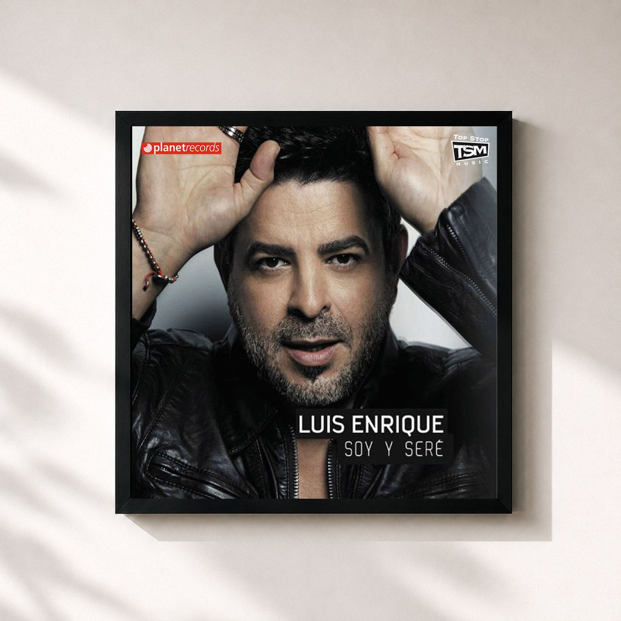 #noir Tableau carré de l'album Soy Y Seré de Luis Enrique, cadre noir 32x32 cm