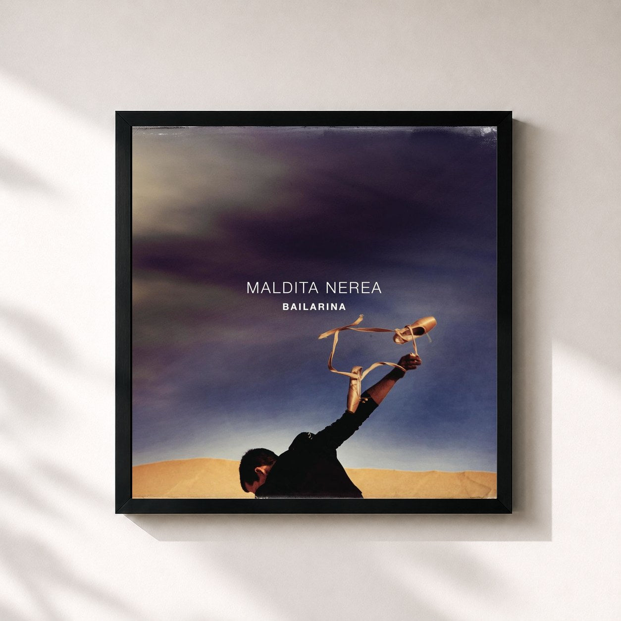 #noir Tableau carré de l'album Bailarina de Maldita Nerea, cadre noir 32x32 cm