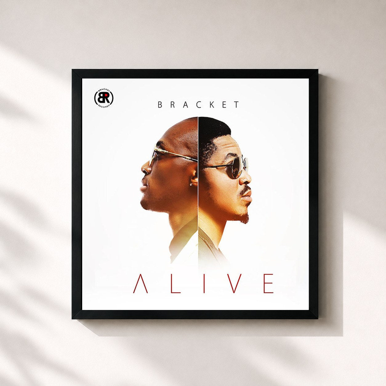 #noir Tableau carré de l'album Alive de Bracket, cadre noir 32x32 cm