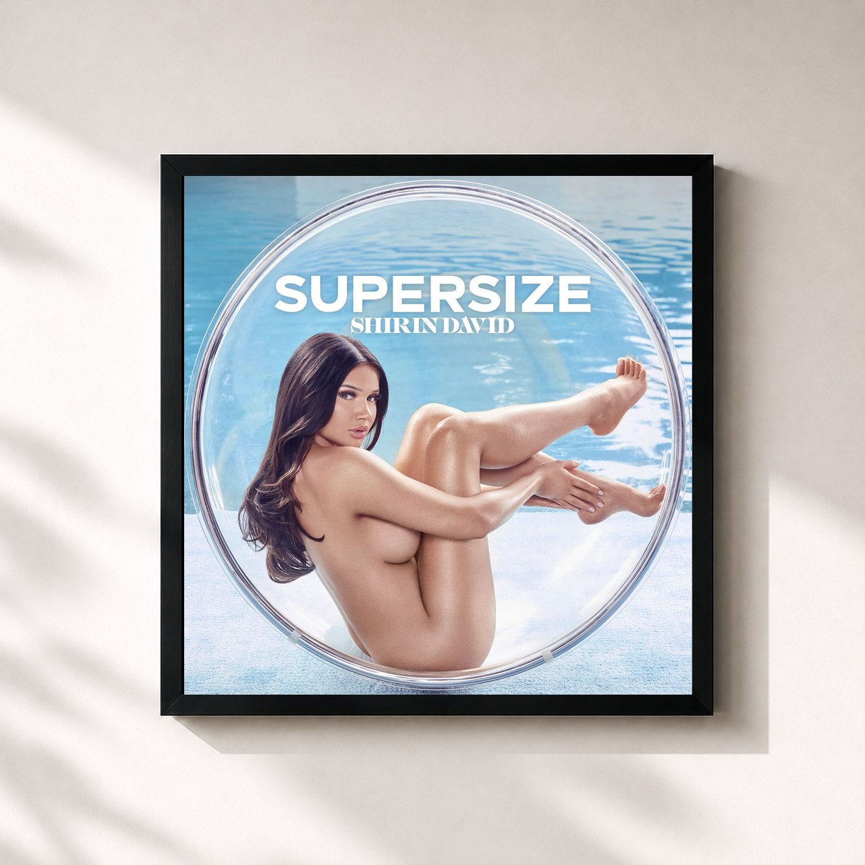 #noir Tableau carré de l'album SUPERSIZE de Shirin David, cadre noir 32x32 cm