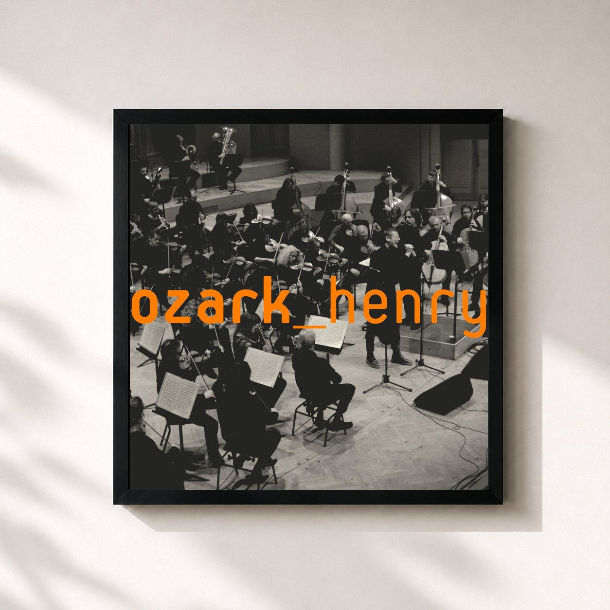 #noir Tableau carré de l'album Paramount (Deluxe) de Ozark Henry, cadre noir 32x32 cm