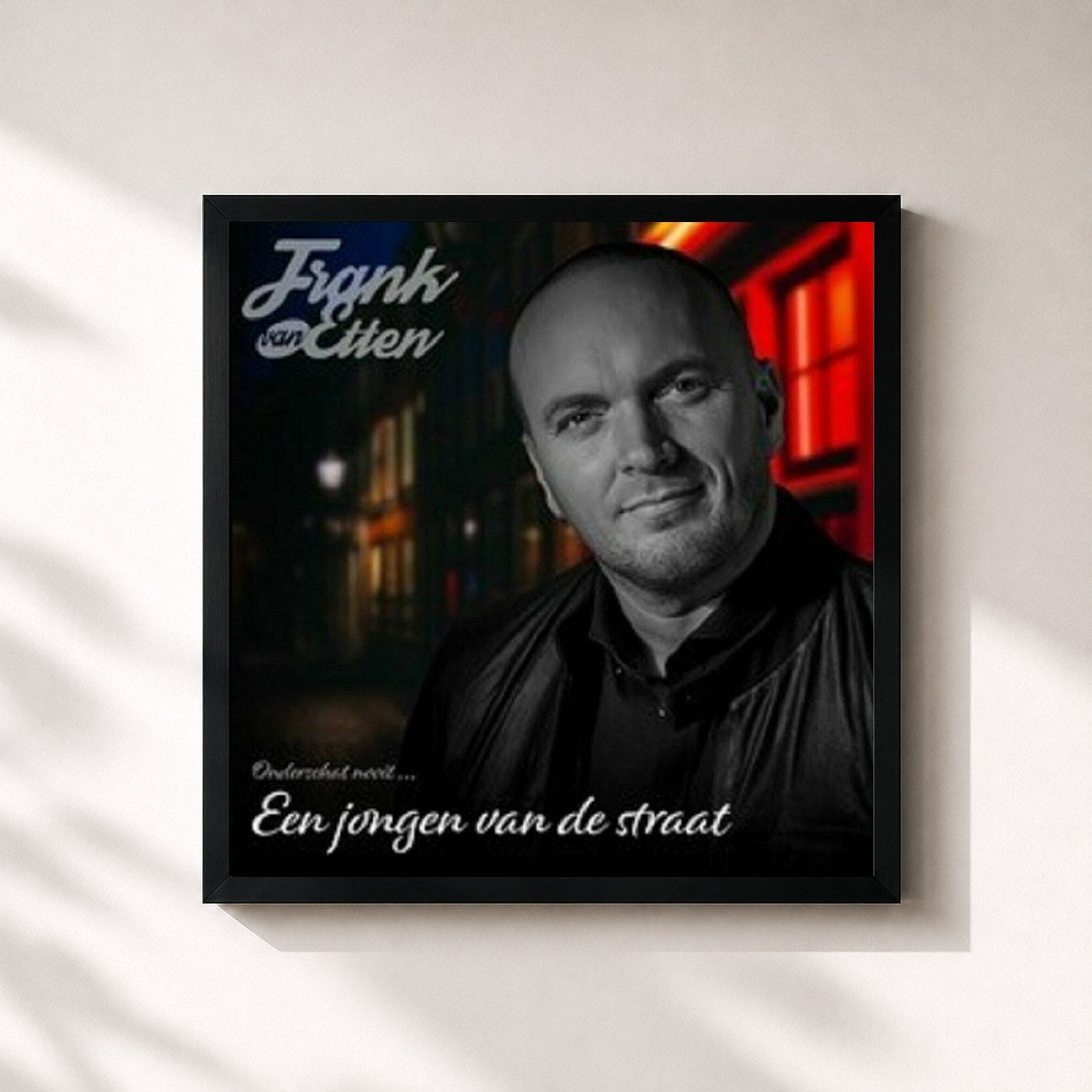 #noir Tableau carré de l'album Een Jongen Van De Straat de Frank Van Etten, cadre noir 32x32 cm