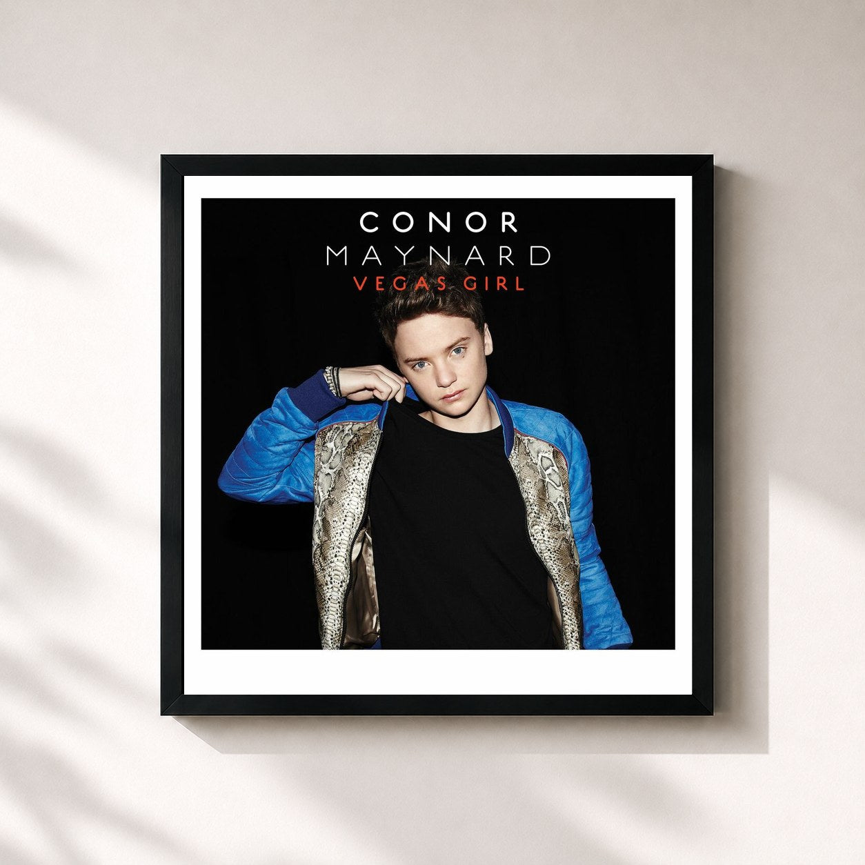 #noir Tableau carré de l'album Vegas Girl de Conor Maynard, cadre noir 32x32 cm