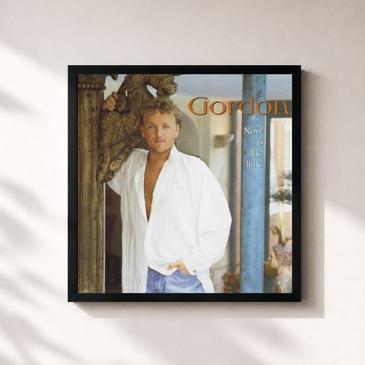 #noir Tableau carré de l'album Now Is The Time de Gordon, cadre noir 32x32 cm