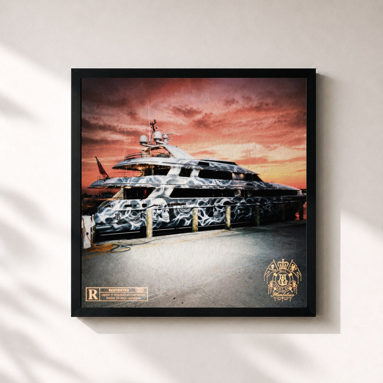#noir Tableau carré de l'album YACHT CLUB de MamboLosco, cadre noir 32x32 cm