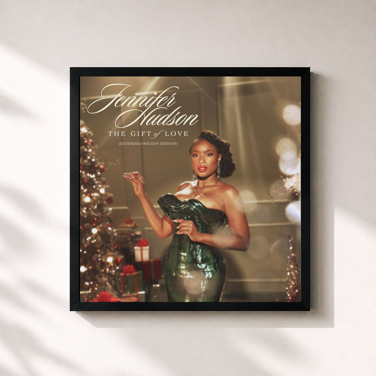 #noir Tableau carré de l'album The Gift Of Love (Extended Holiday Edition) de Jennifer Hudson, cadre noir 32x32 cm