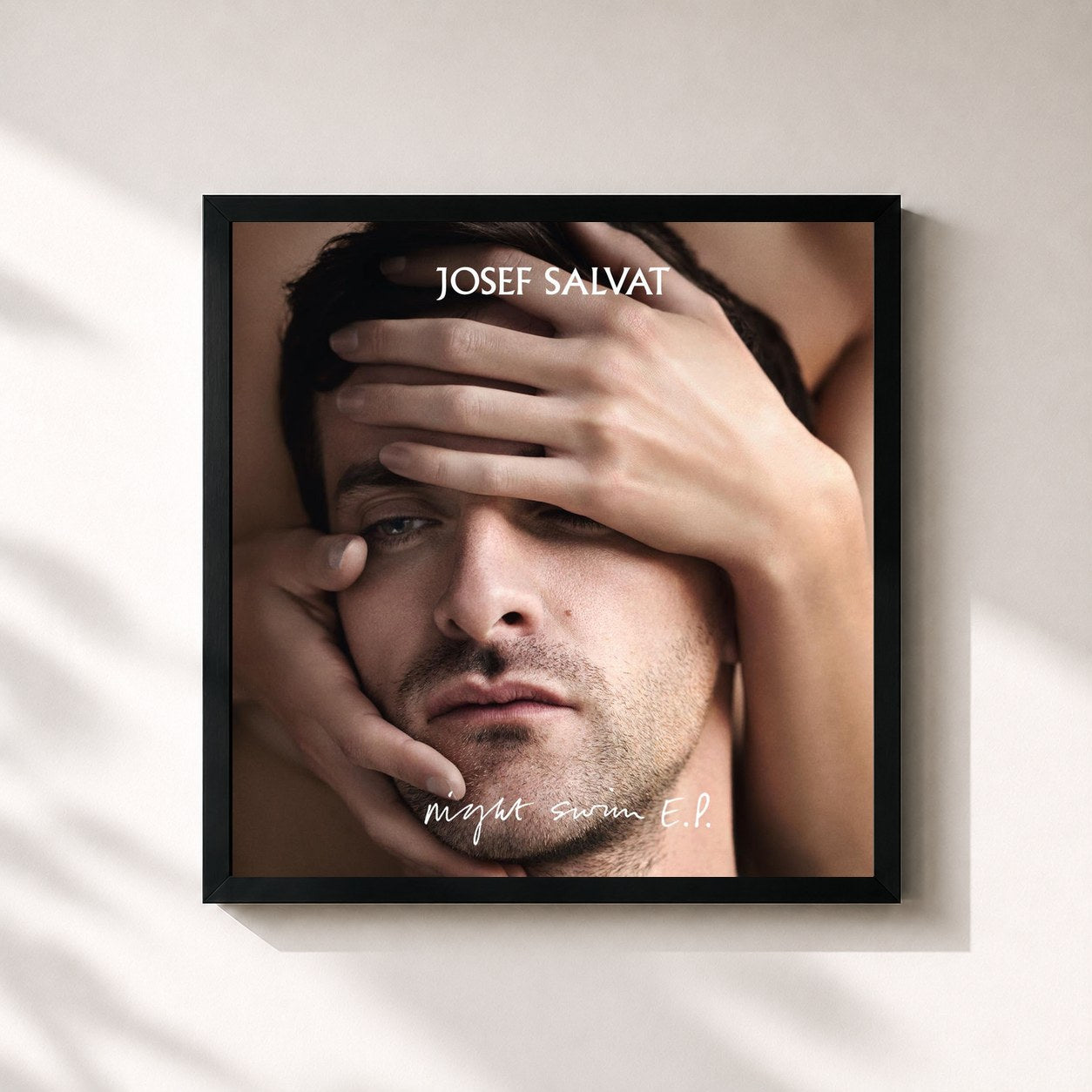 #noir Tableau carré de l'album Night Swim - EP de Josef Salvat, cadre noir 32x32 cm