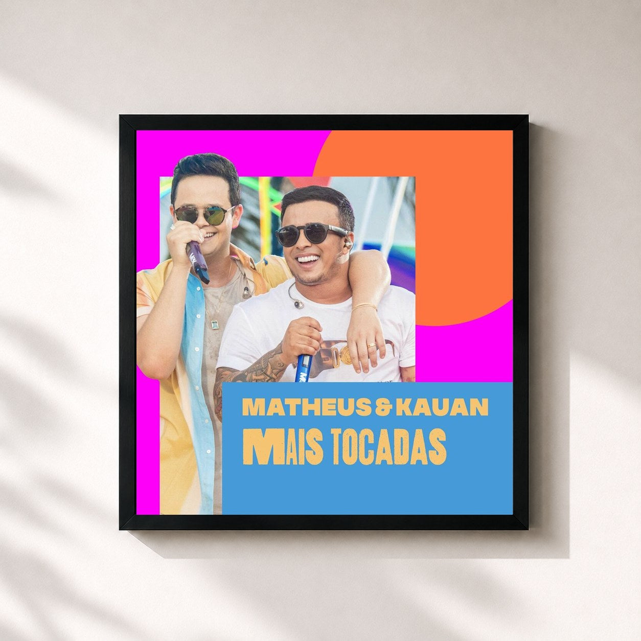 #noir Tableau carré de l'album Matheus & Kauan Mais Tocadas de Matheus & Kauan, cadre noir 32x32 cm