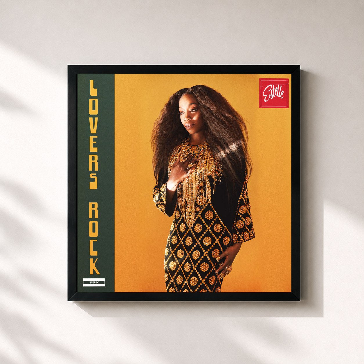 #noir Tableau carré de l'album Lovers Rock de Estelle, cadre noir 32x32 cm