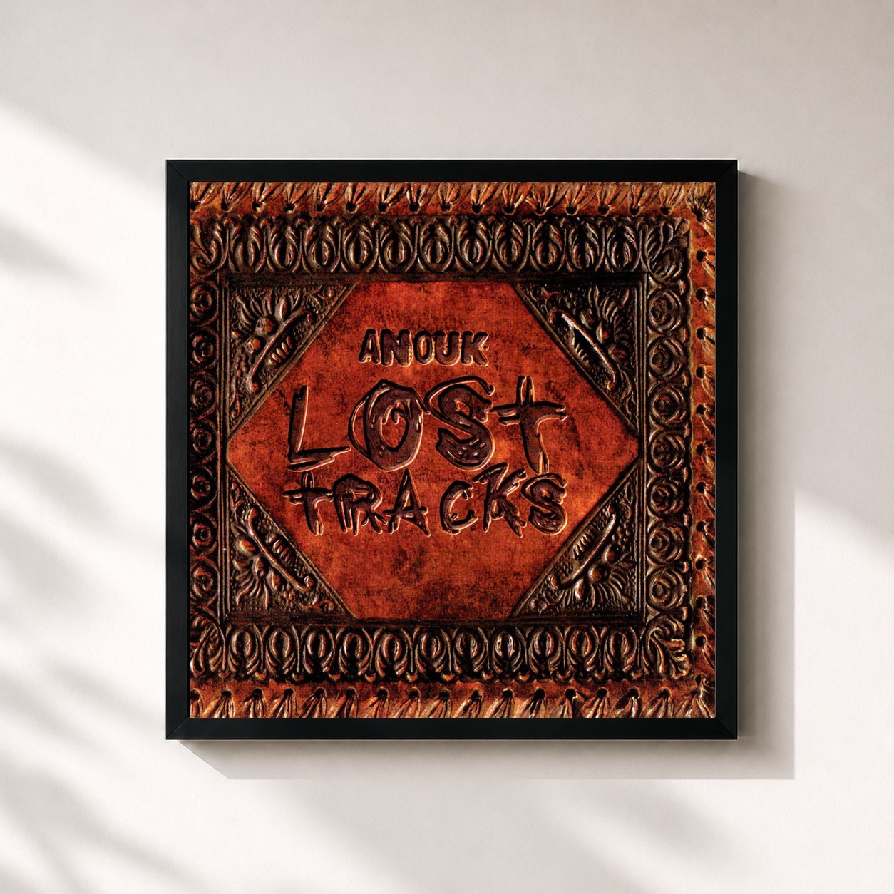 #noir Tableau carré de l'album Lost Tracks de Anouk, cadre noir 32x32 cm