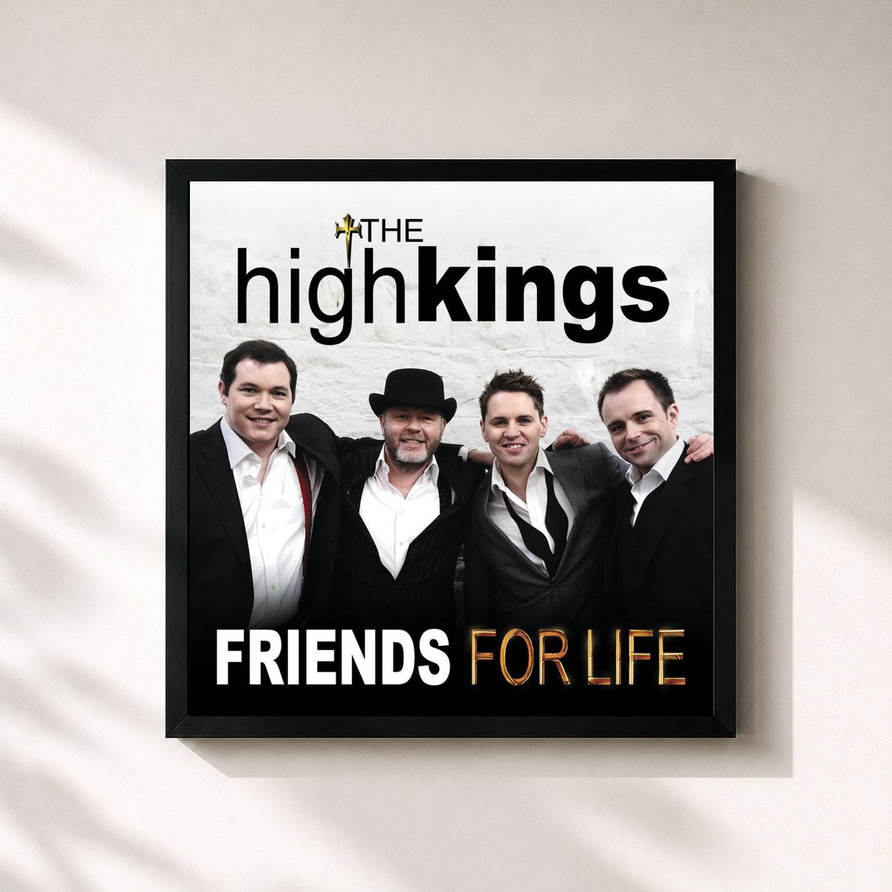 #noir Tableau carré de l'album Friends for Life de The High Kings, cadre noir 32x32 cm