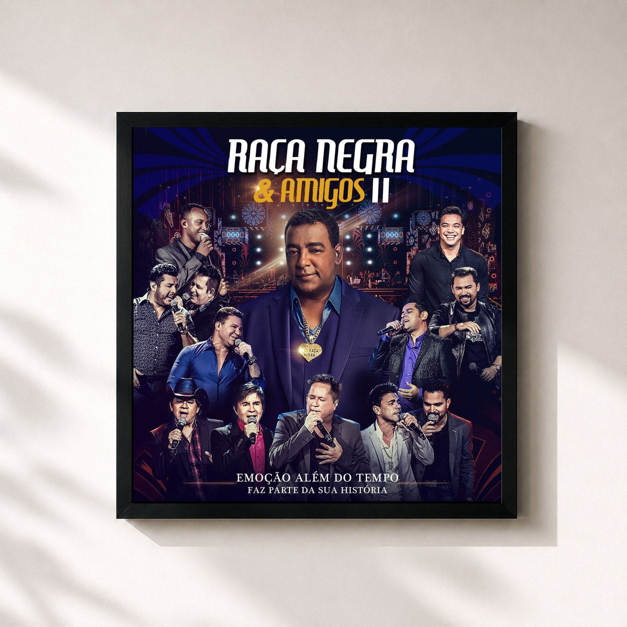 #noir Tableau carré de l'album Raça Negra e Amigos II (Ao Vivo) de Raça Negra, cadre noir 32x32 cm