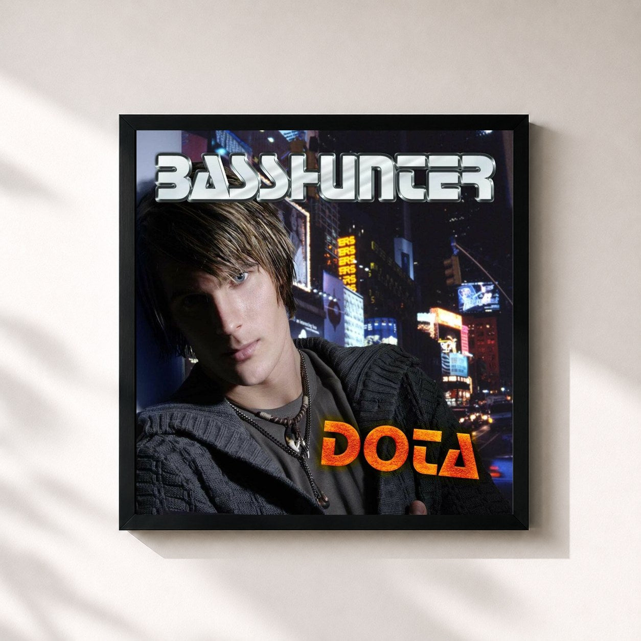 #noir Tableau carré de l'album DotA de Basshunter, cadre noir 32x32 cm