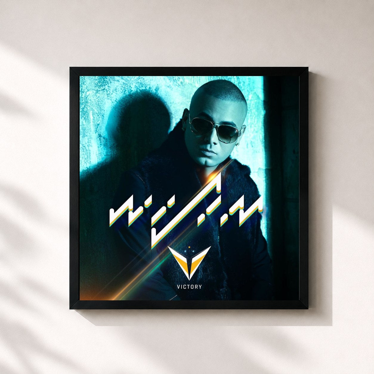 #noir Tableau carré de l'album Victory de Wisin, cadre noir 32x32 cm