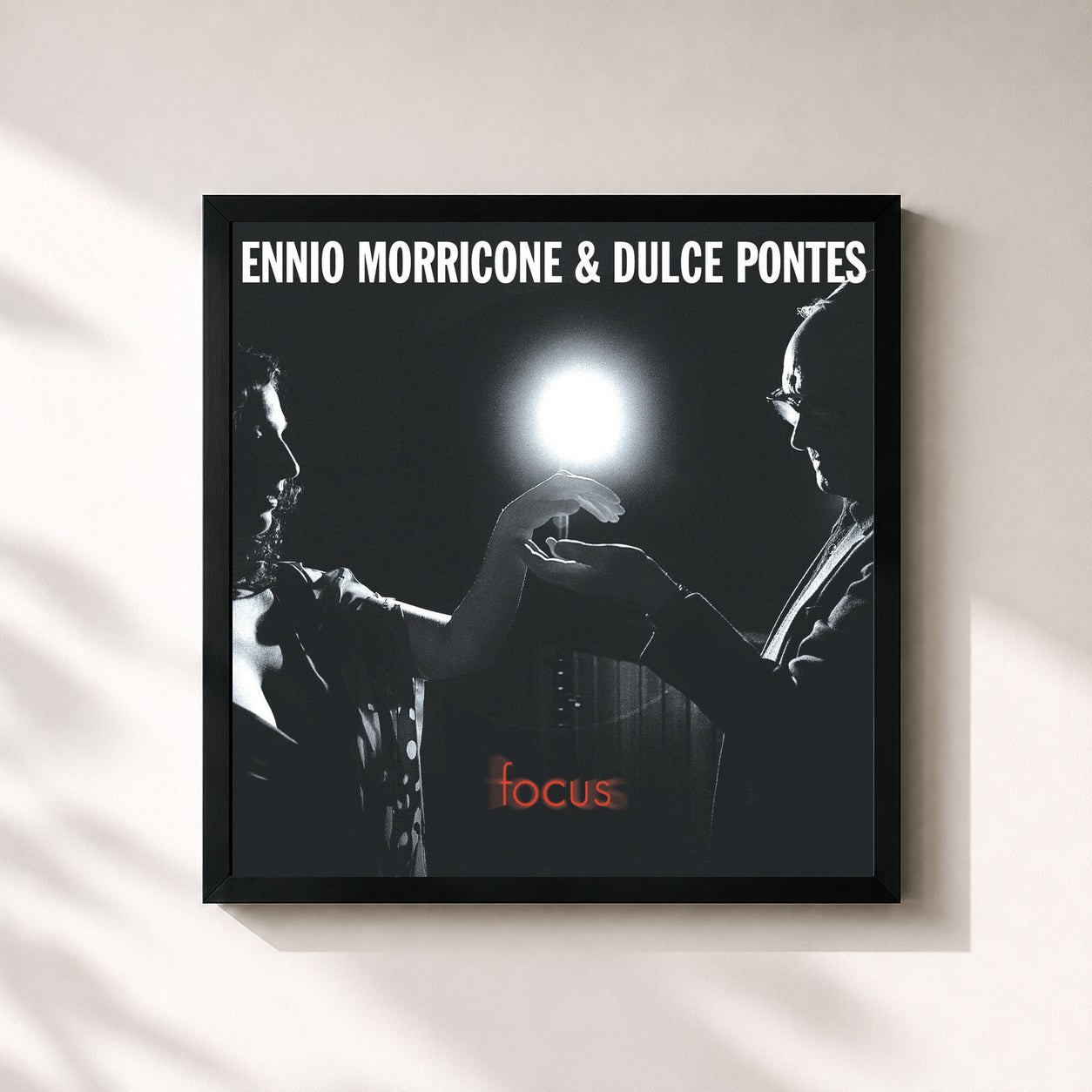#noir Tableau carré de l'album Focus de Ennio Morricone, cadre noir 32x32 cm