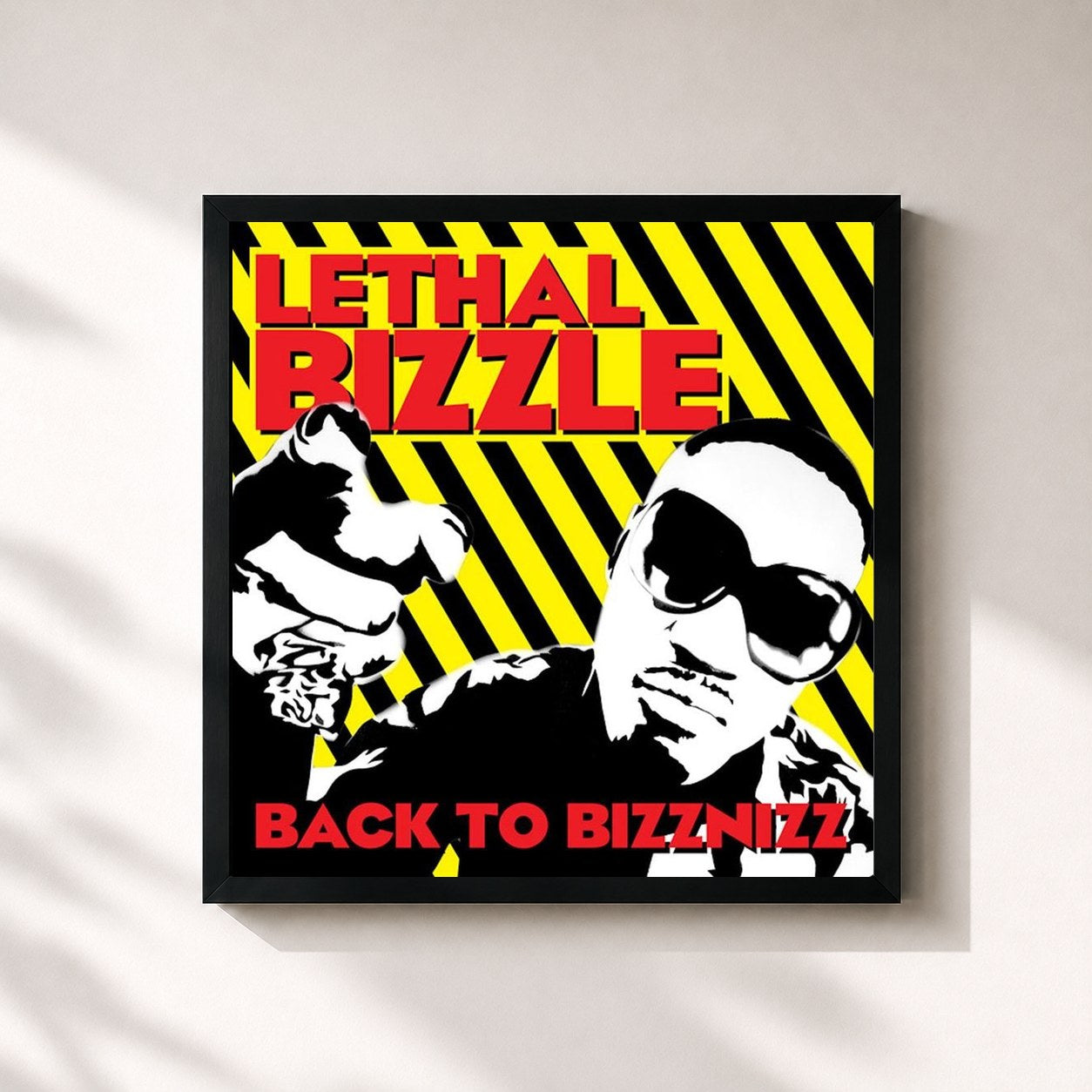 #noir Tableau carré de l'album Back to Bizznizz de Lethal Bizzle, cadre noir 32x32 cm