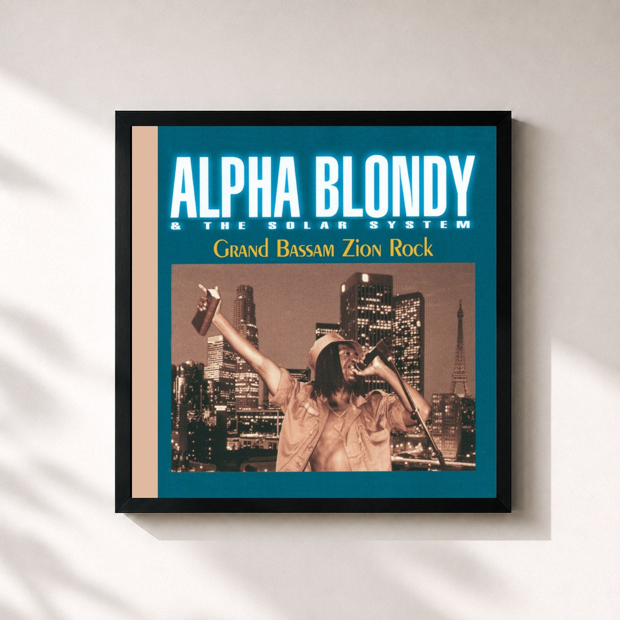 #noir Tableau carré de l'album Grand Bassam Zion Rock (2010 Remastered Edition) de Alpha Blondy, cadre noir 32x32 cm