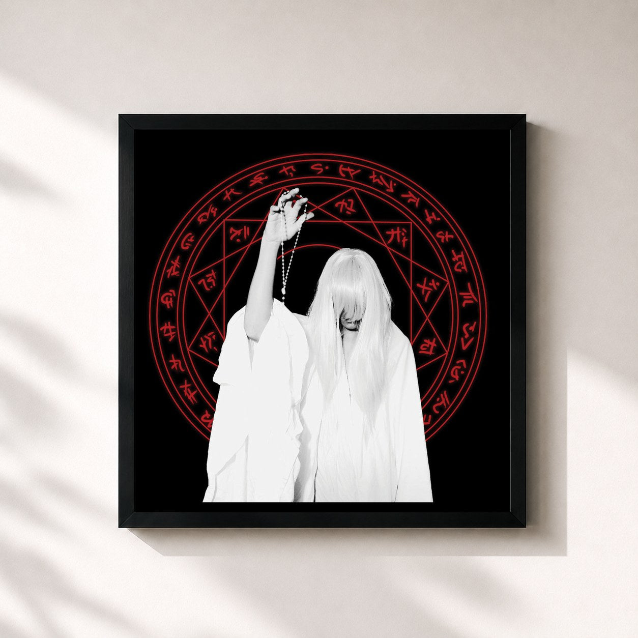 #noir Tableau carré de l'album Time de Mr.Kitty, cadre noir 32x32 cm